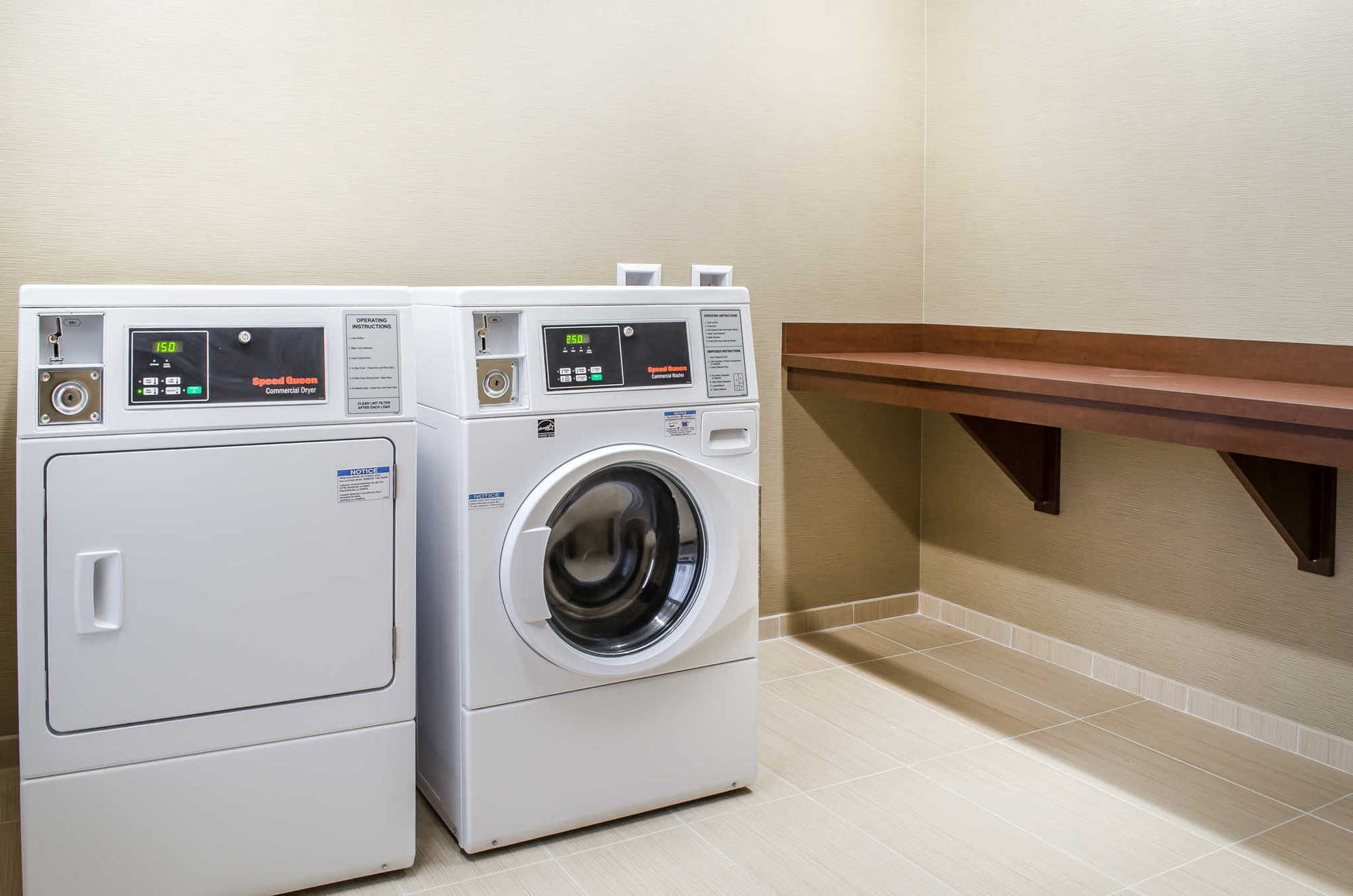 Comfort Suites Manheim - Lancaster Servis gambar
